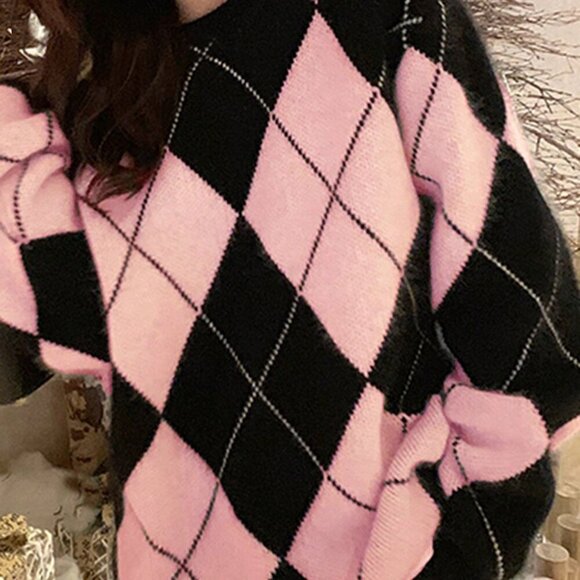 Pink Casual Women's Oversized Argyle Crew Neck Sweater - Picture 4 of 4